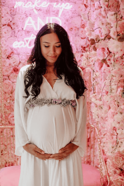 💖 Pure Mommy-to-Be glow