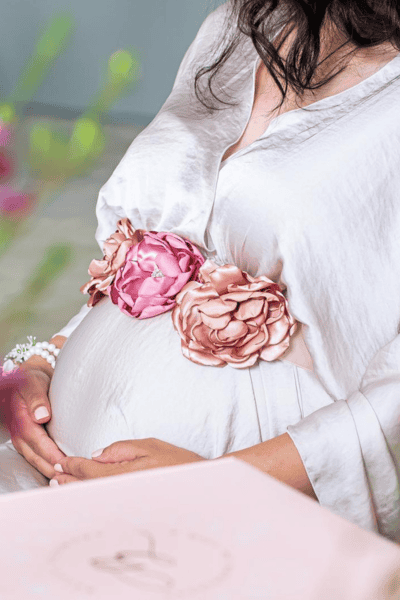 🌸 Trotse moeder met een Bellyflower